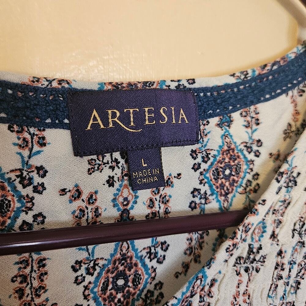 Artesia Size Large L Blouse White Blue Boho Indie Flowy Comfortable Tassles - Picture 4 of 11